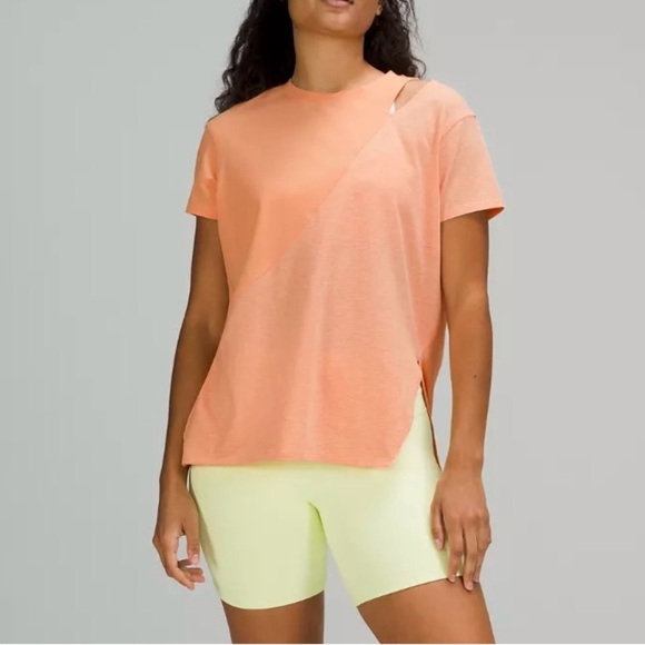 lululemon athletica Tops - Lululemon LA Relaxed Tee